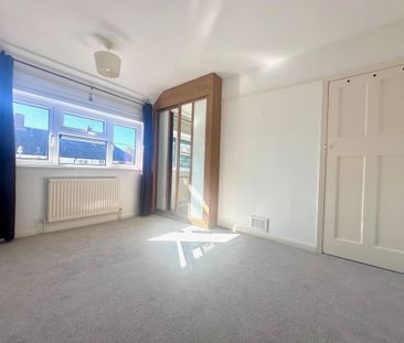 Cambridge CB5 - Photo 2