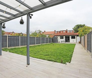 6 bedroom semi-detached house to rent - Photo 5