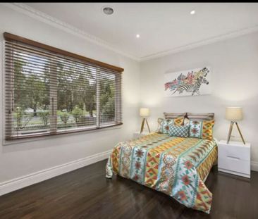 412 Boronia Road, Wantirna South, VIC 3152 - Photo 2