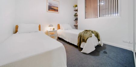 New York Twin Share Apartment - Photo 4