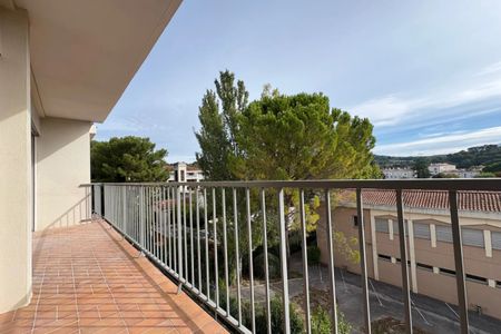Location Type 4 Renove en 2025 - Photo 5