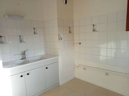 Location appartement 3 pièces 60 m² à Mâcon (71000) MACON Quartier de Bioux HORS CENTRE-VILLE - Photo 5