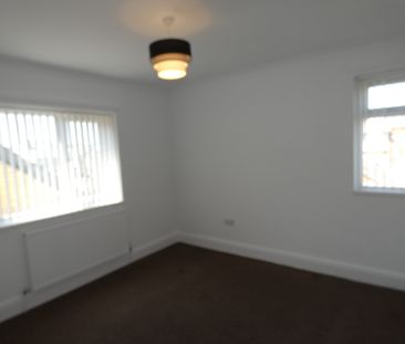 Warbreck Hill Road Flat B - Photo 5