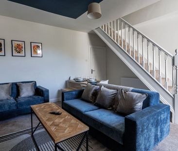 Eglinton Street - Photo 5