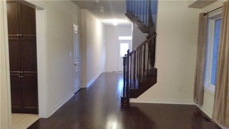 For Lease - 92 Meltwater Crescent, Brampton, Ontario - Photo 2