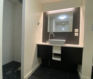 Location Appartement 1 pièce 29m² BORDEAUX 33000 - Photo 4