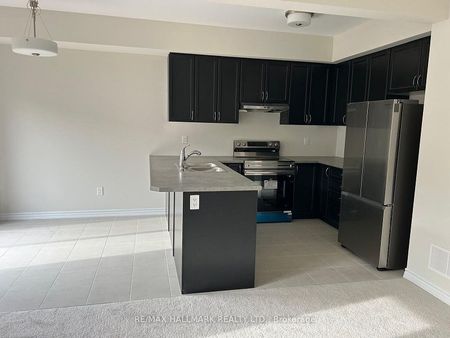 For Lease - 620 Colborne Street Unit# 55, Brantford, Ontario - Photo 4