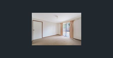 Spacious Family Home! - Photo 2