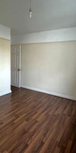 Rayners Gardens, SOUTHAMPTON - Photo 3