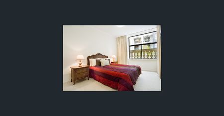 Broughton House | Renovated Historic Furnished Two Bedroom Apartment - Photo 2