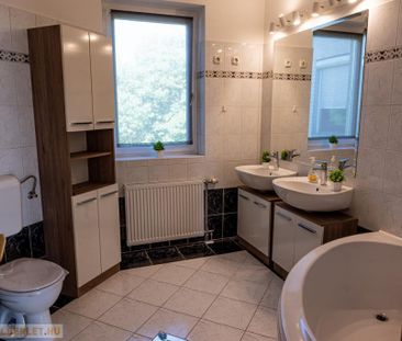 Kiadó lakás Budapest XI. ker 2 600 Euro - Photo 1