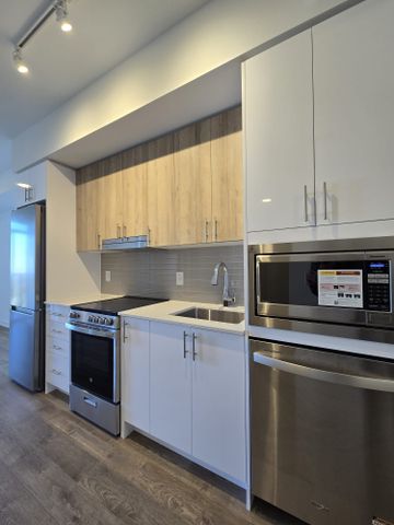 For Lease - 5081 Hurontario Street Unit# 2712, Mississauga, Ontario - Photo 5
