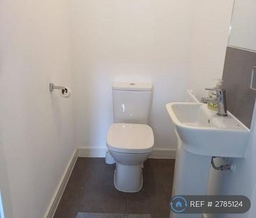 3 bedroom detached house to rent - Photo 4