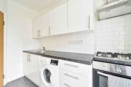 1 bedroom flat to rent - Photo 3