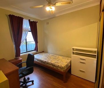 Rooms / 35 Milne Street, Shortland NSW 2307 - Photo 2