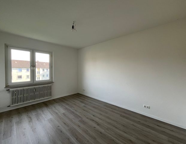 Moderne 2,5 Zimmer Wohnung mit offener Küche - Photo 1