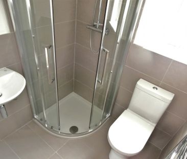 Knighton Drive, Stoneygate, Leicester - Photo 3