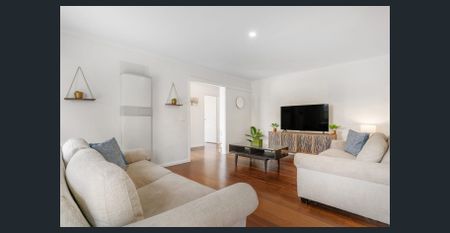 Charming 3-Bedroom Home in the Heart of Frankston - Photo 4