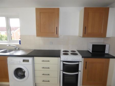 2 bedroom apartment to rent - Photo 5