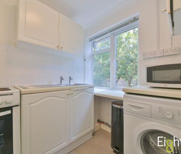 2 bedroom flat to rent - Photo 5