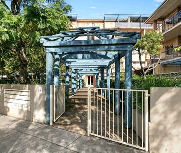 Stylishly Apartment with city views - Photo 6