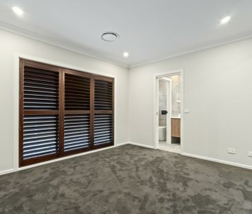 Exceptional Family Home - Photo 6