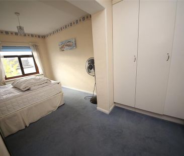 4 bedroom semi-detached house to rent - Photo 5