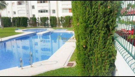 LONG TERM APARTMENT FOR RENT IN ARROYO DE LA MIEL (BENALMADENA) - Photo 2