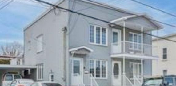 Appartement 61/2 Près De Tout - Photo 2