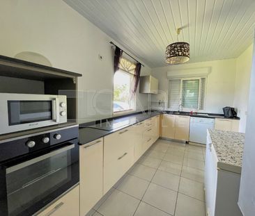 Location Maison 4 pièces 96m² MATOURY 97351 - Photo 4