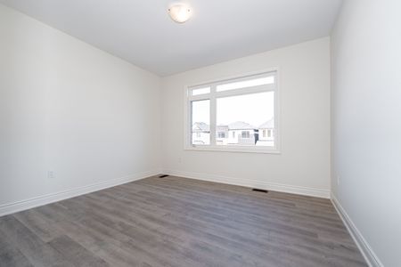 For Lease - 15 Monticola Avenue, Richmond Hill, Ontario - Photo 4