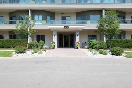 The Aster at the Royal Gardens - Photo 3