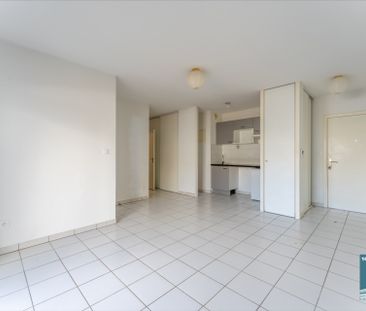 Location Appartement 2 pièces 52m² - Photo 2