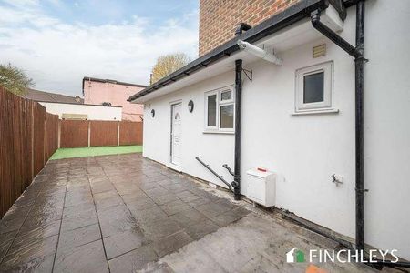 Ballards Lane, Finchley, N3 - Photo 4