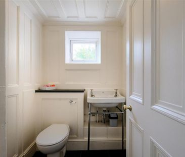 4 bedroom apartment to rent - Photo 4