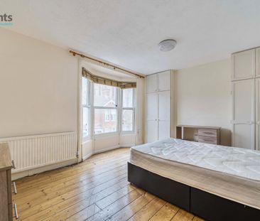 4 bedroom terraced house to rent - Photo 4