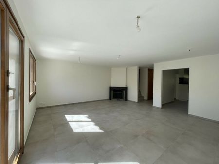 FRIBOURG - Maison 4.5 pièces rénovée - Foto 4