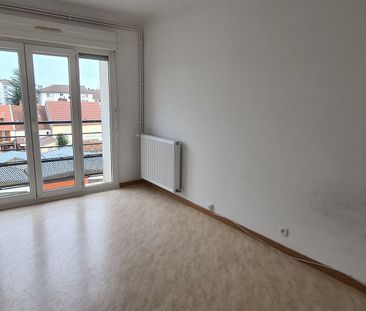 Location Appartement 5 pièces 84m² - Photo 5