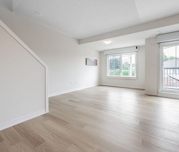 For Lease - 490 Beresford Path Unit# 1, Oshawa, Ontario - Photo 1