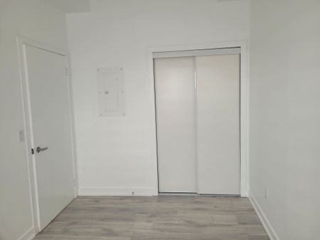 For Lease - 2490 Old Bronte Road Unit# 807, Oakville, Ontario - Photo 4