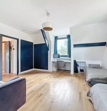 Maison • La Varenne - Photo 2