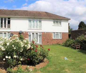 2 bedroom ground floor flat to rent - Photo 5