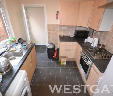 4 Bed - Highgrove Street, Reading - Photo 5