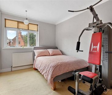 4 bedroom terraced house to rent - Photo 5