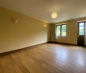 4 bedroom semi-detached house to rent - Photo 1