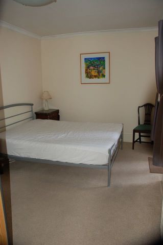 2 Bed Flat, Fulham Road, SW6 - Photo 2