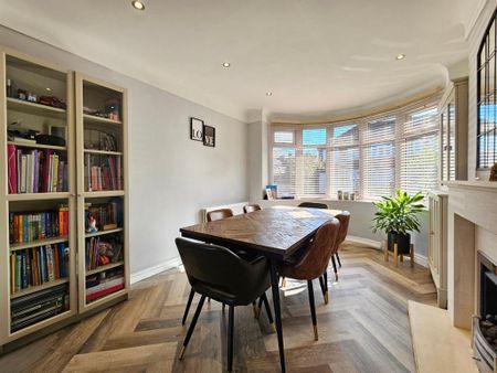 3 bedroom semi-detached house to rent - Photo 3