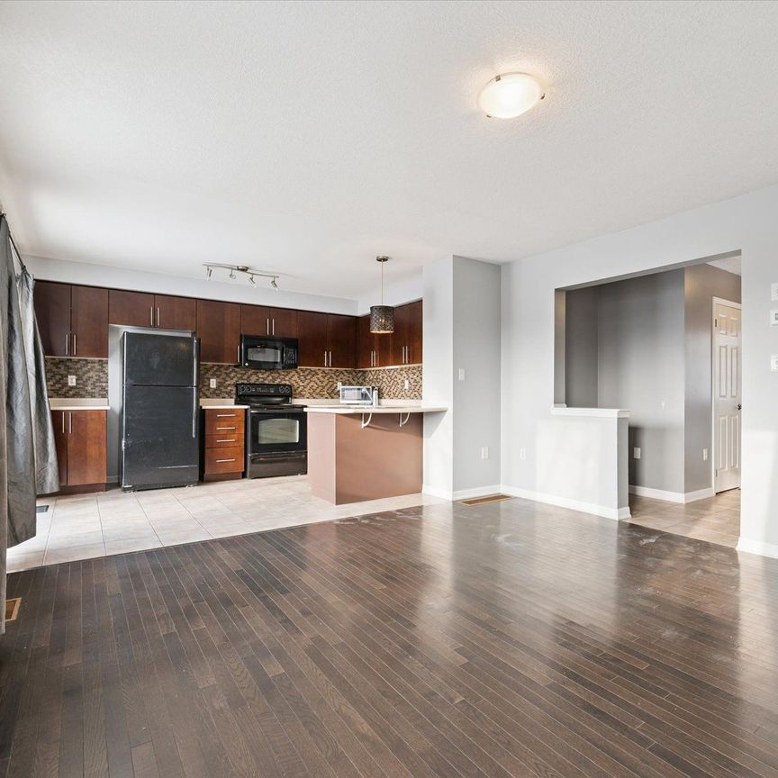 For Lease - 71 Garth Massey Drive Unit# 4, Cambridge, Ontario - Photo 1