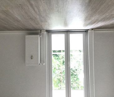 Frisch modernisierte, individuelle 2-Zimmer-Wohnung mit Balkon! - Foto 1