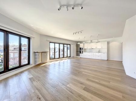 Appartement - à louer - Photo 2